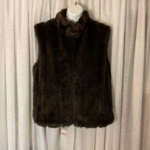 Brown faux fur reversible zip up vest